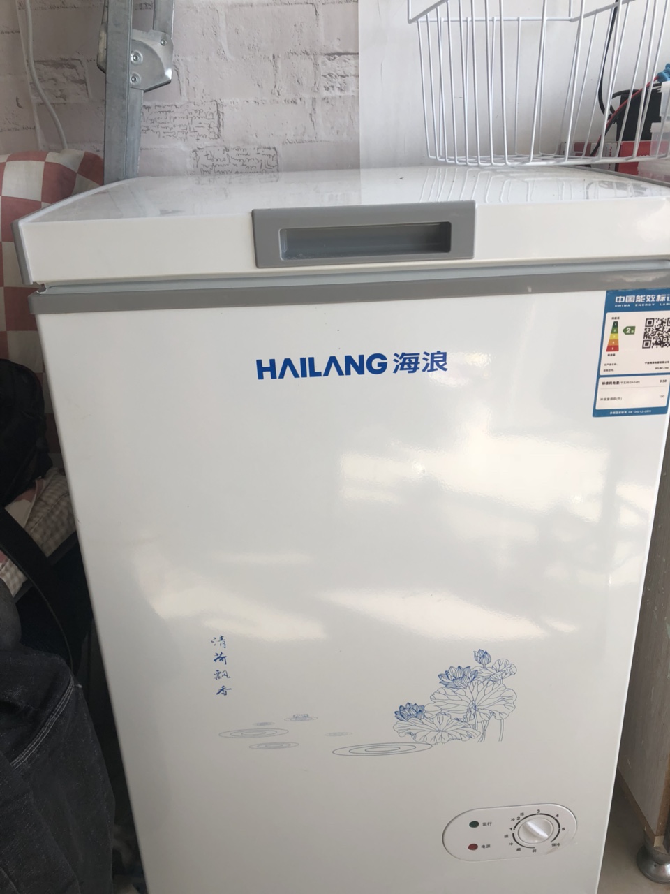 海浪冰柜150L买回来不到一个月，因工作原因不再续租房，出售转让
